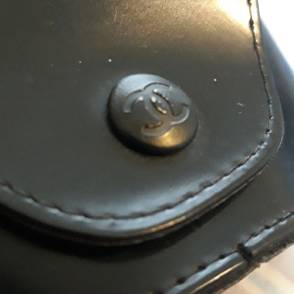 Chanel sunglasses - Picture 7 of 8